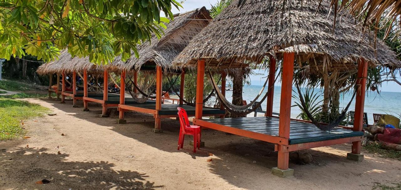 Khim Vouch Ay Rabbit Island Villa Kep Exterior photo